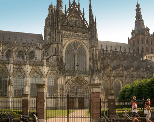 Den-Bosch-Stadsbeeld-Mari-Durieux (41)-2.jpg